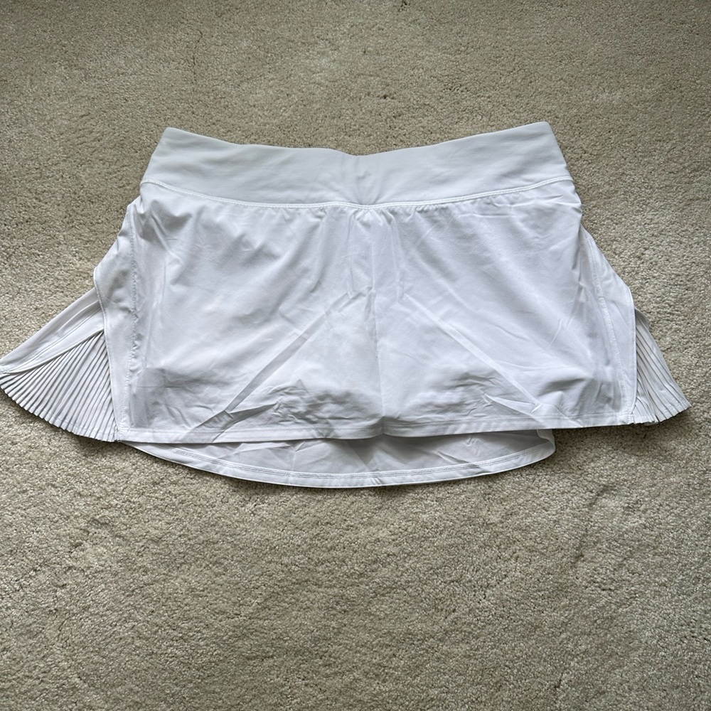 Lululemon Play Off the Pleats skirt